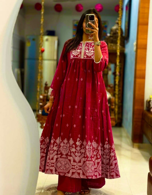 Ruby Weave Embroidered Kurta Set